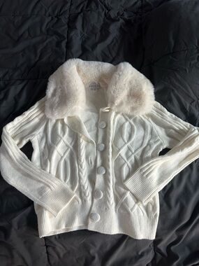 Bronx Cream Cable Knit Cardigan with Faux Fur Collar